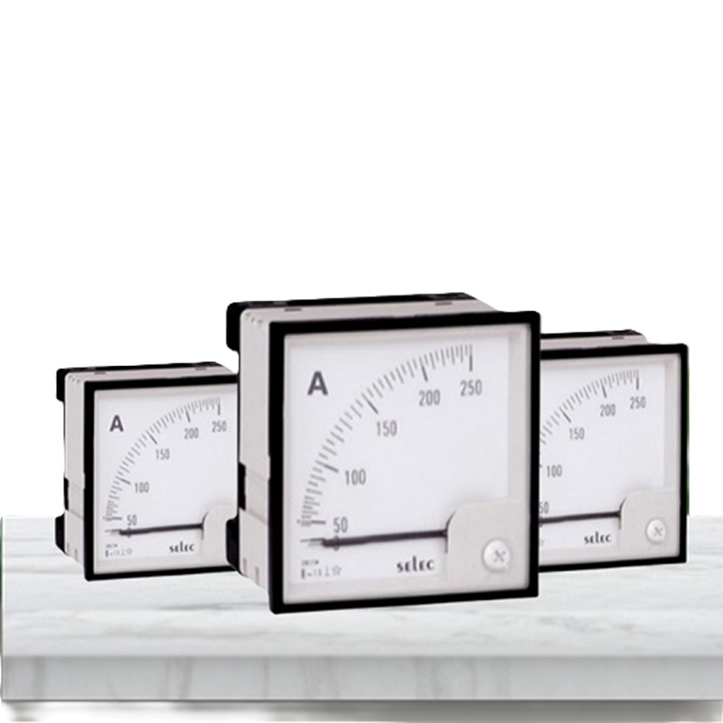 Đồng hồ đo dòng điện hiển thị dạng kim, 600/5A (96x96) Selec