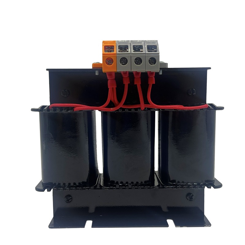 Biến áp cách ly 3 pha 380-415V/110-220V, 30000VA, MT3P-30000-MT Master
